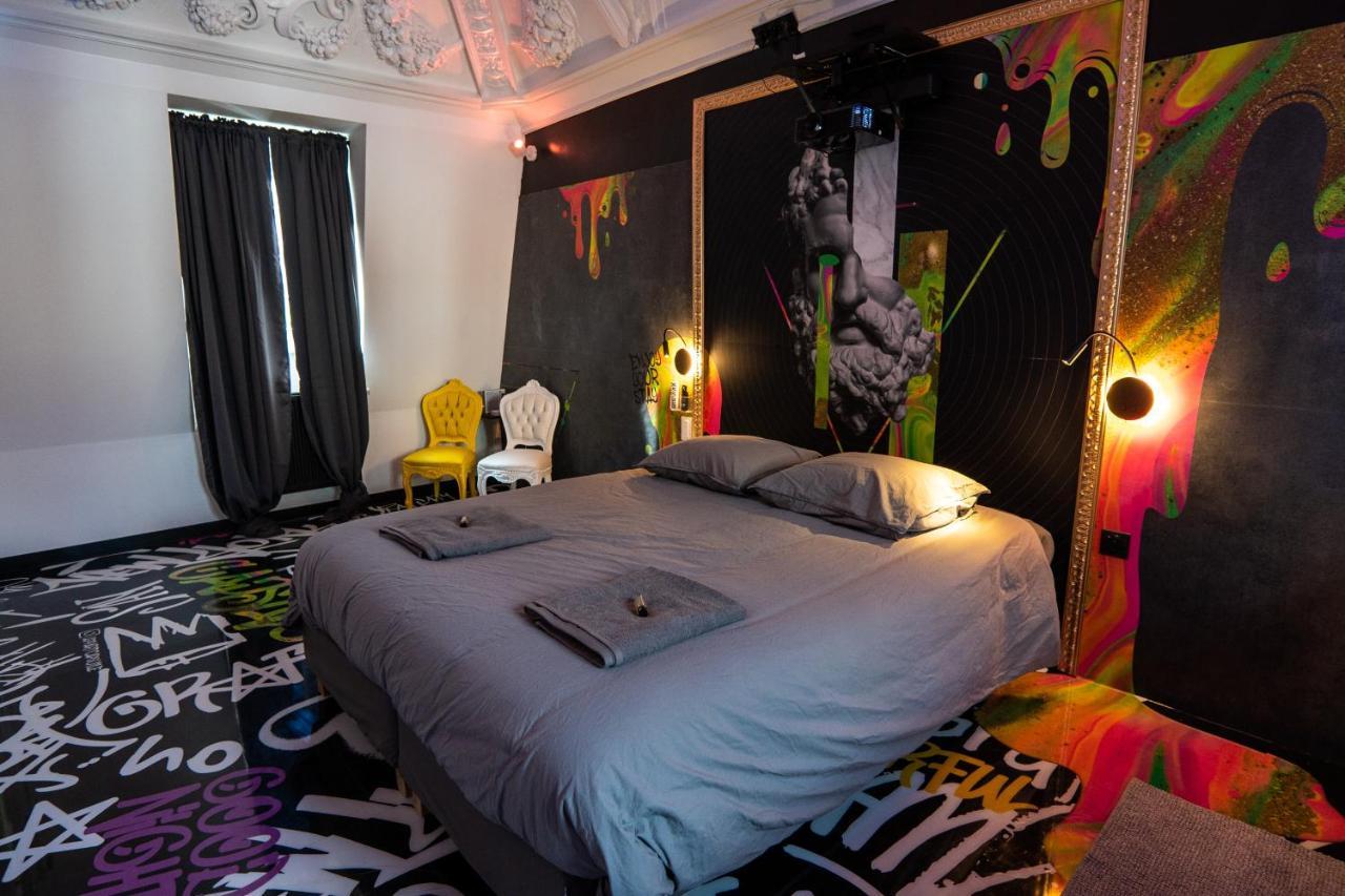 Capsule Art Deco - Jacuzzi - Netflix - Home Cinema - Arcade De Jeux & Nintendo Switch - 2 Chambres - Filet Suspendu Valenciennes Kültér fotó