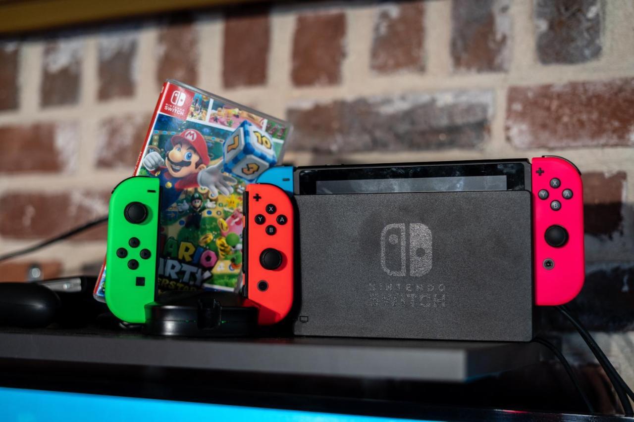 Capsule Art Deco - Jacuzzi - Netflix - Home Cinema - Arcade De Jeux & Nintendo Switch - 2 Chambres - Filet Suspendu Valenciennes Kültér fotó